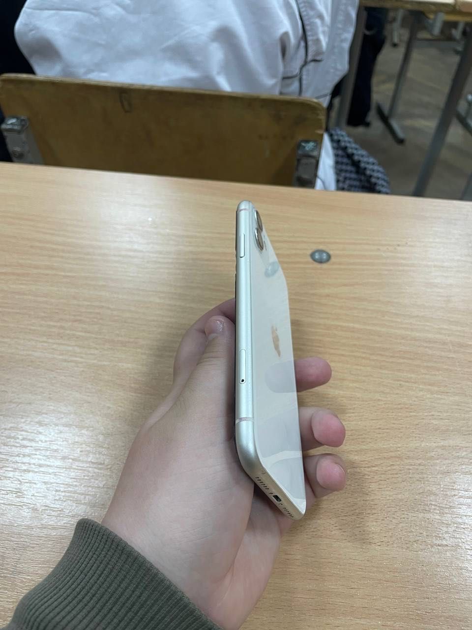 iPhone 11 64гб чудовий стан