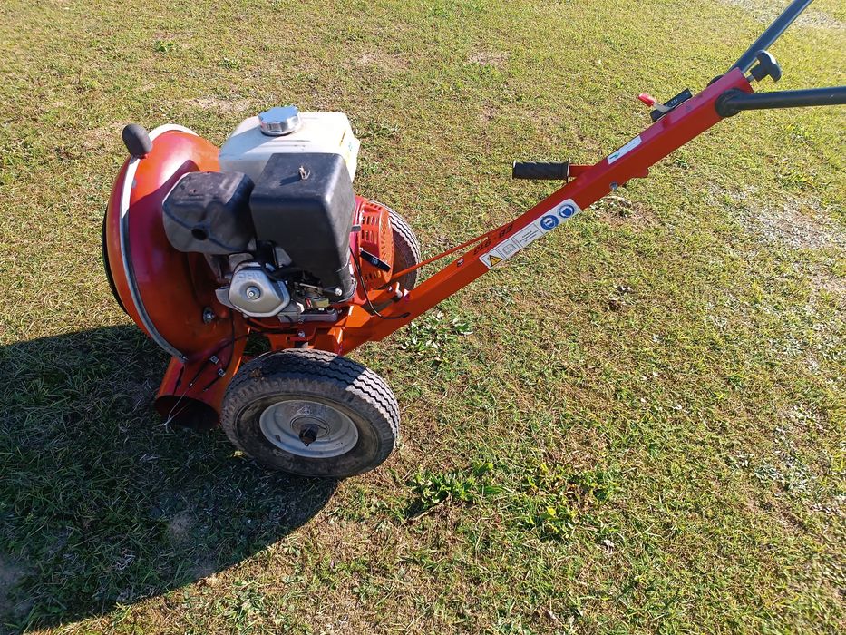 Dmuchawa spalinowa do liści trawy drogowa odkurzacz honda 13km