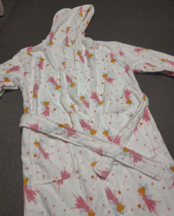 Махровий халат для дівчинки . Розмір 116