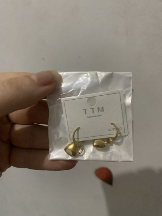 Kolczyi damskie dmuchane serduszka stal chirurgiczna