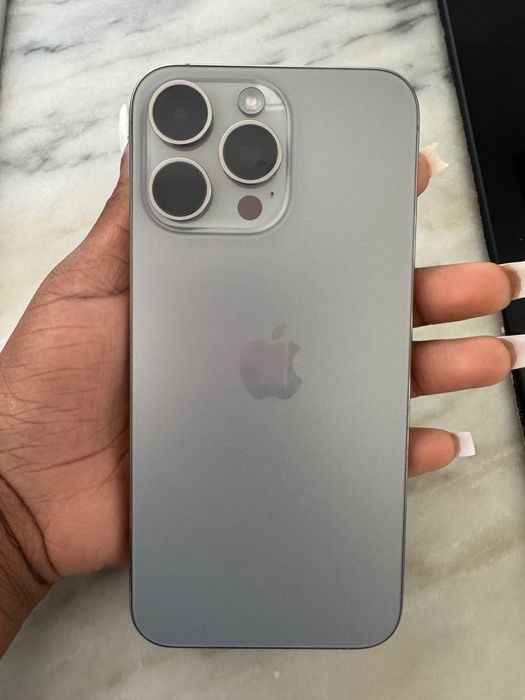 iPhone 15 pro max