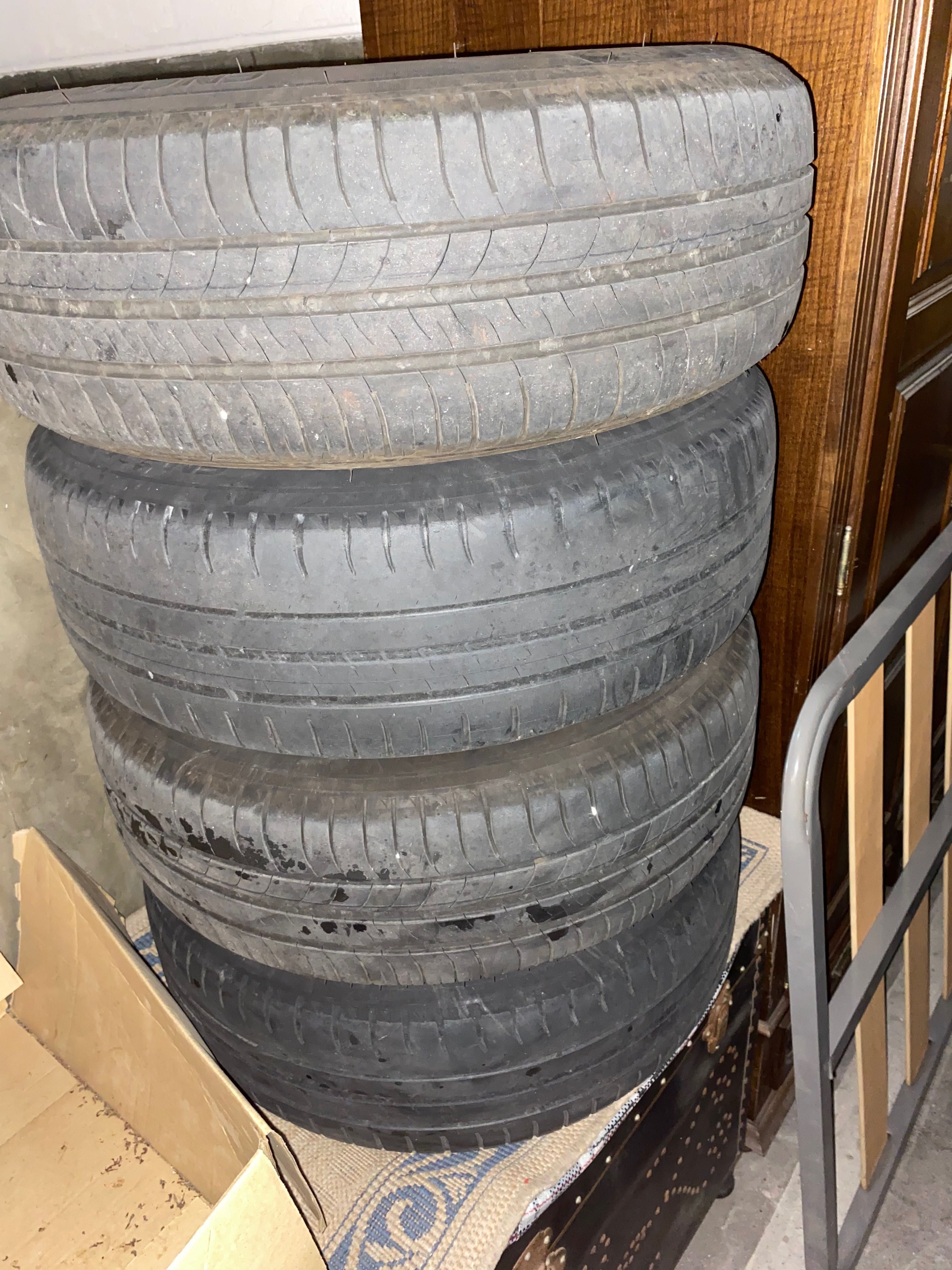 Pneus michelin r15 Audi