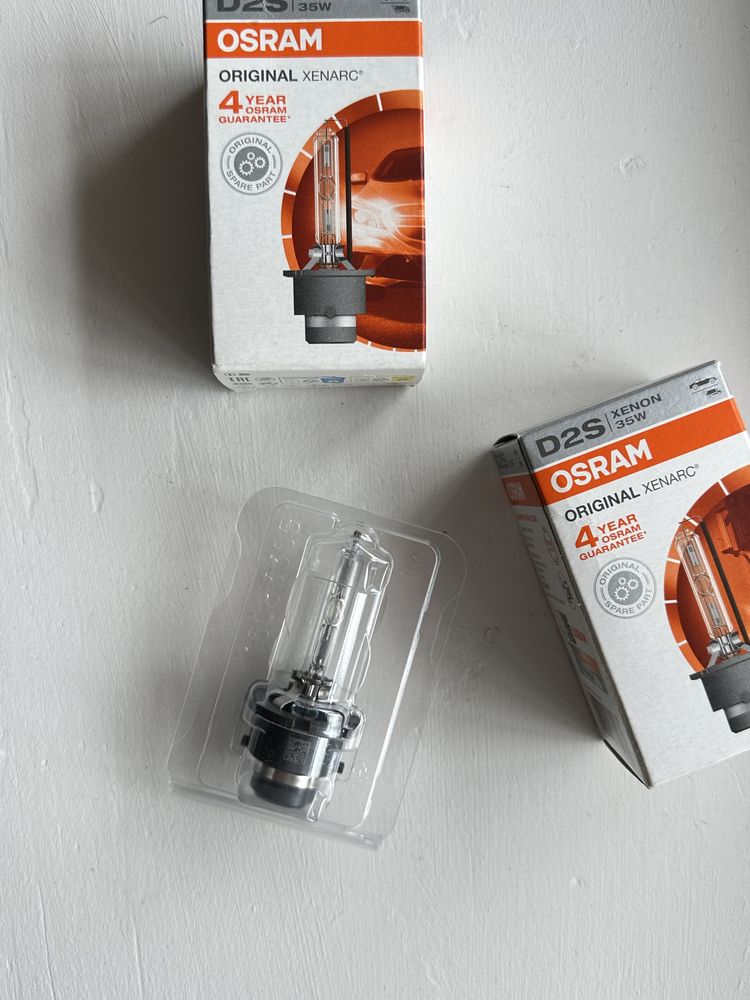 Лампи нові osram d2s 35w