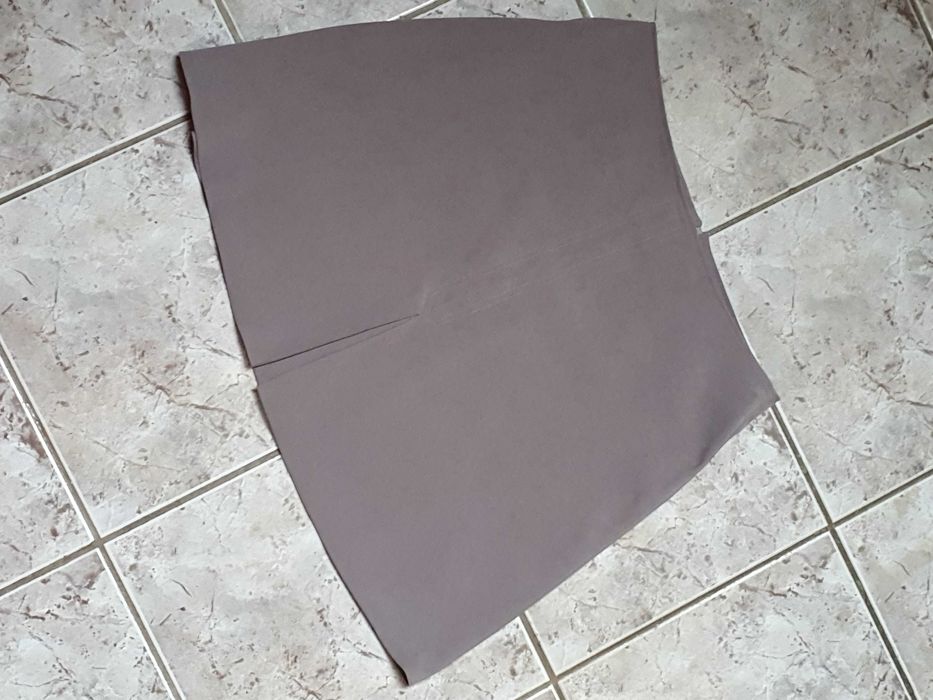 Szara mini spódniczka