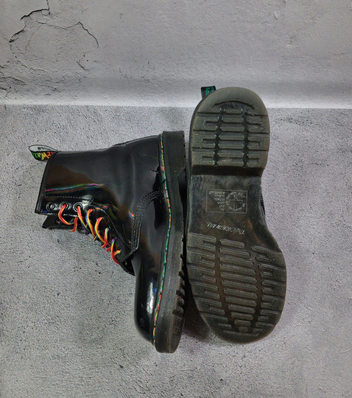 Ботинки Dr. Martens 1460 Black Rainbow Smooth лакированые кроссовки