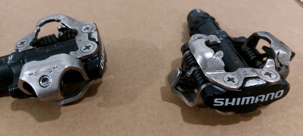Pedais shimano m520