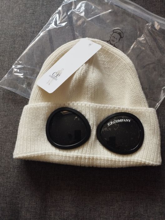 Шапка C.P. Company
