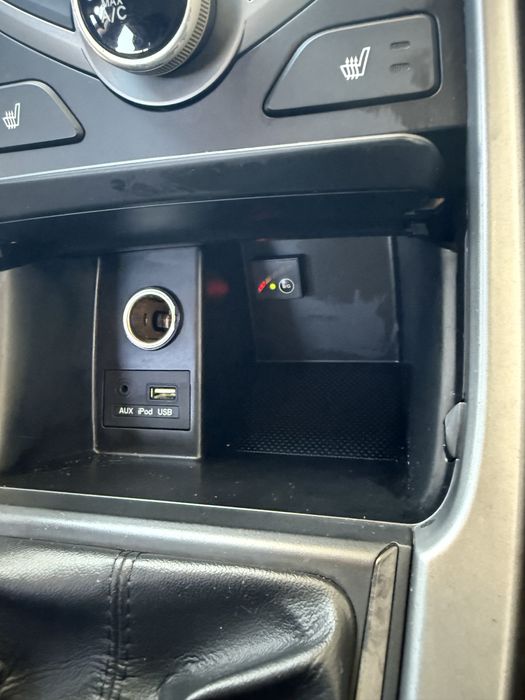 Hyundai  Elantra GLS
