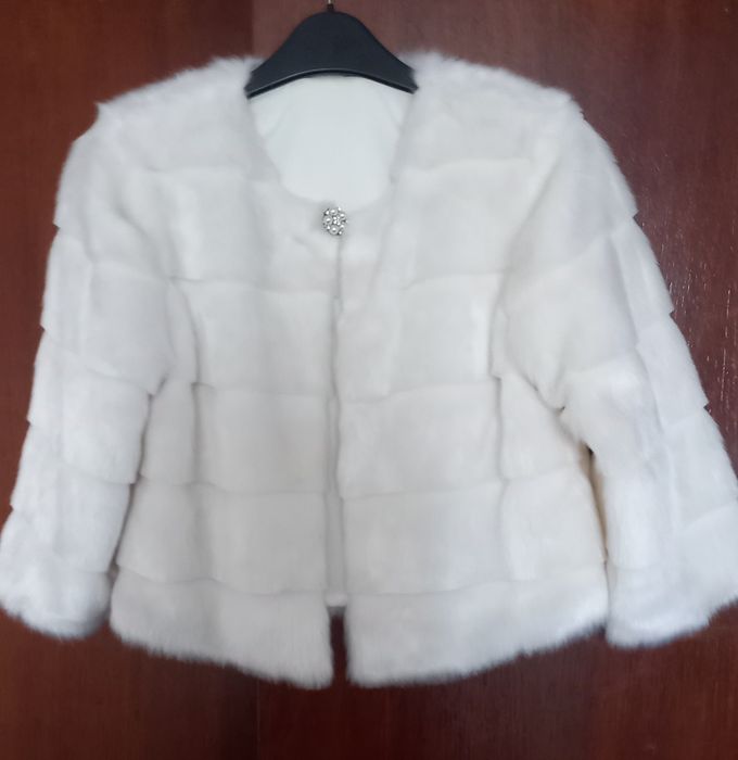 Продам  шубку розмір 44