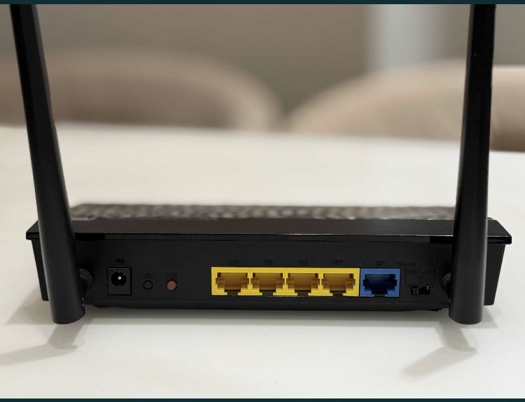 Asus RT-N12 WiFi Роутер (торг)