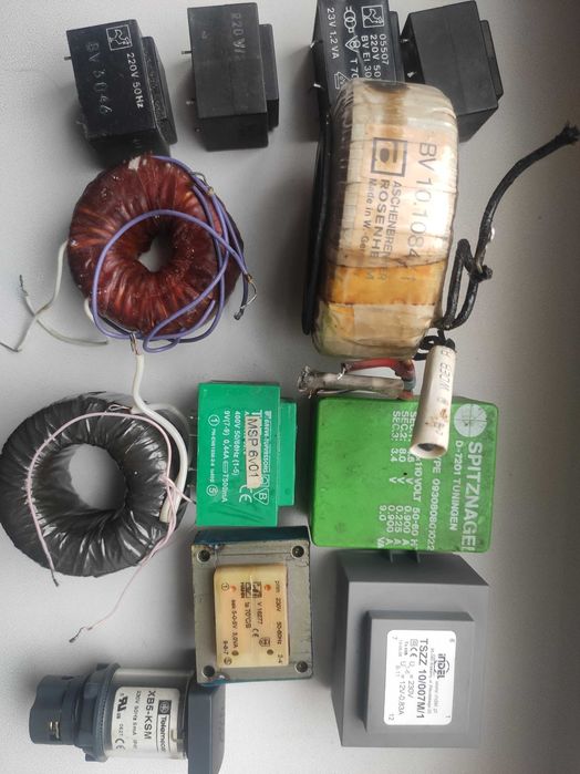 Малогабаритные понижающие трансформаторы.