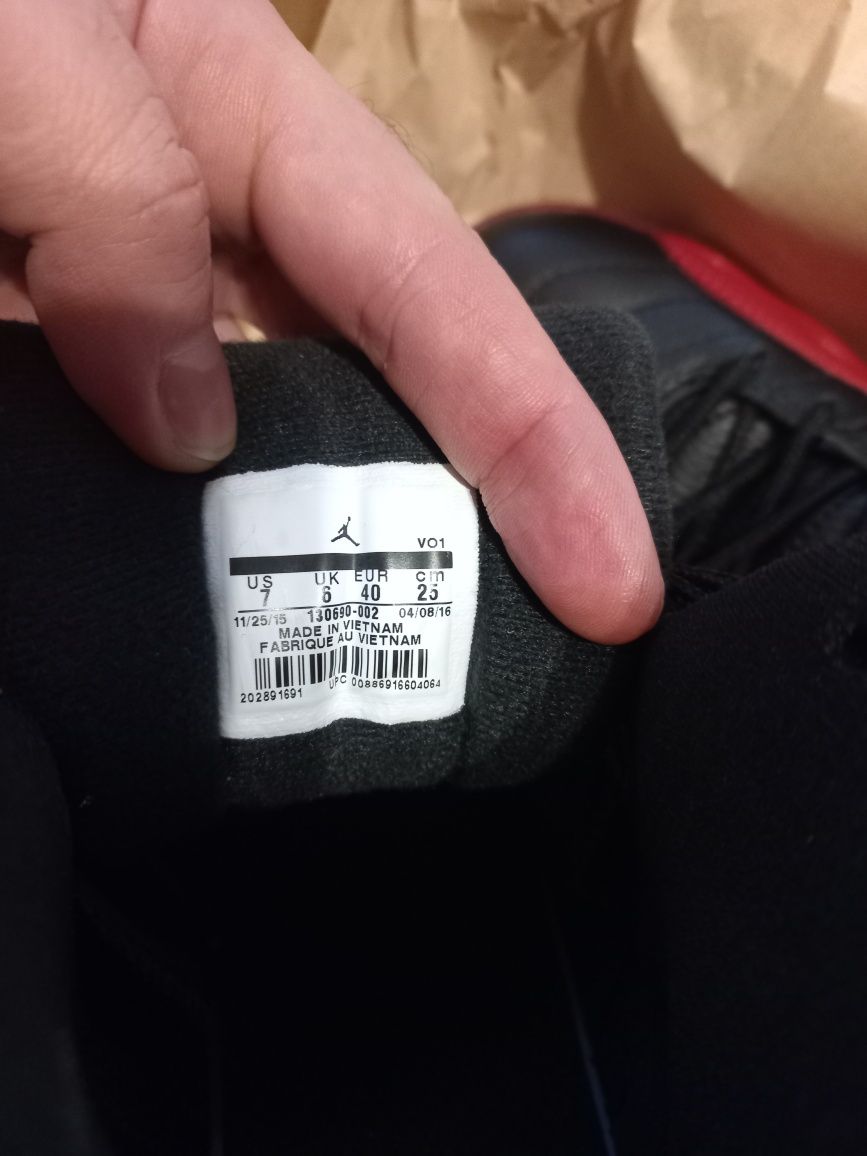 Jordan retro 12 nike.