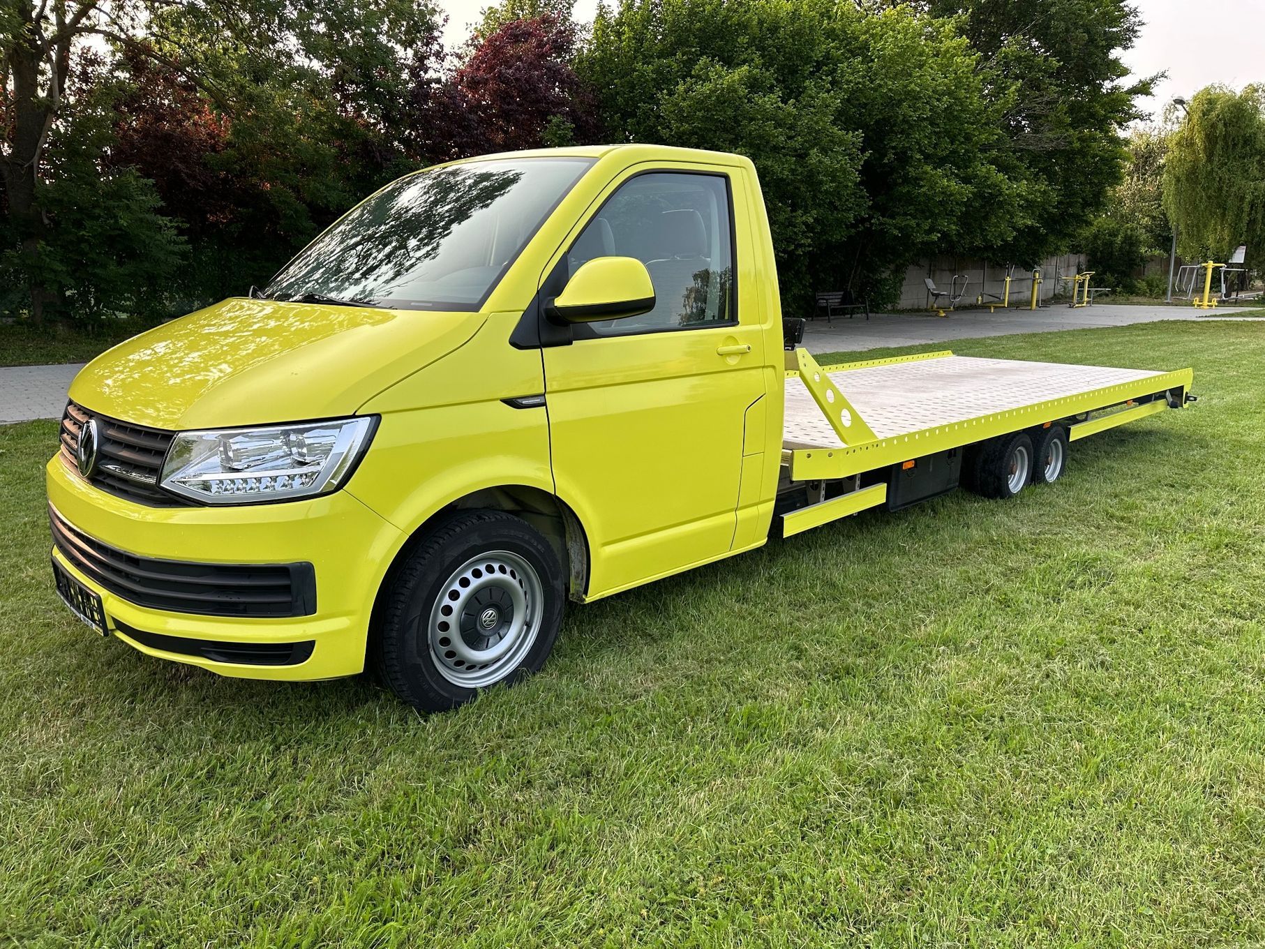 Volkswagen Transporter  Autolaweta T5/T6 1.9tdi 6 Bieg jużjade