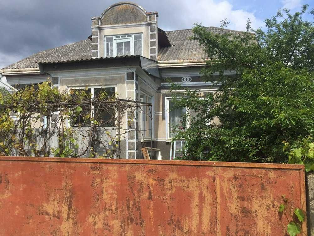 Продам Будинок  .