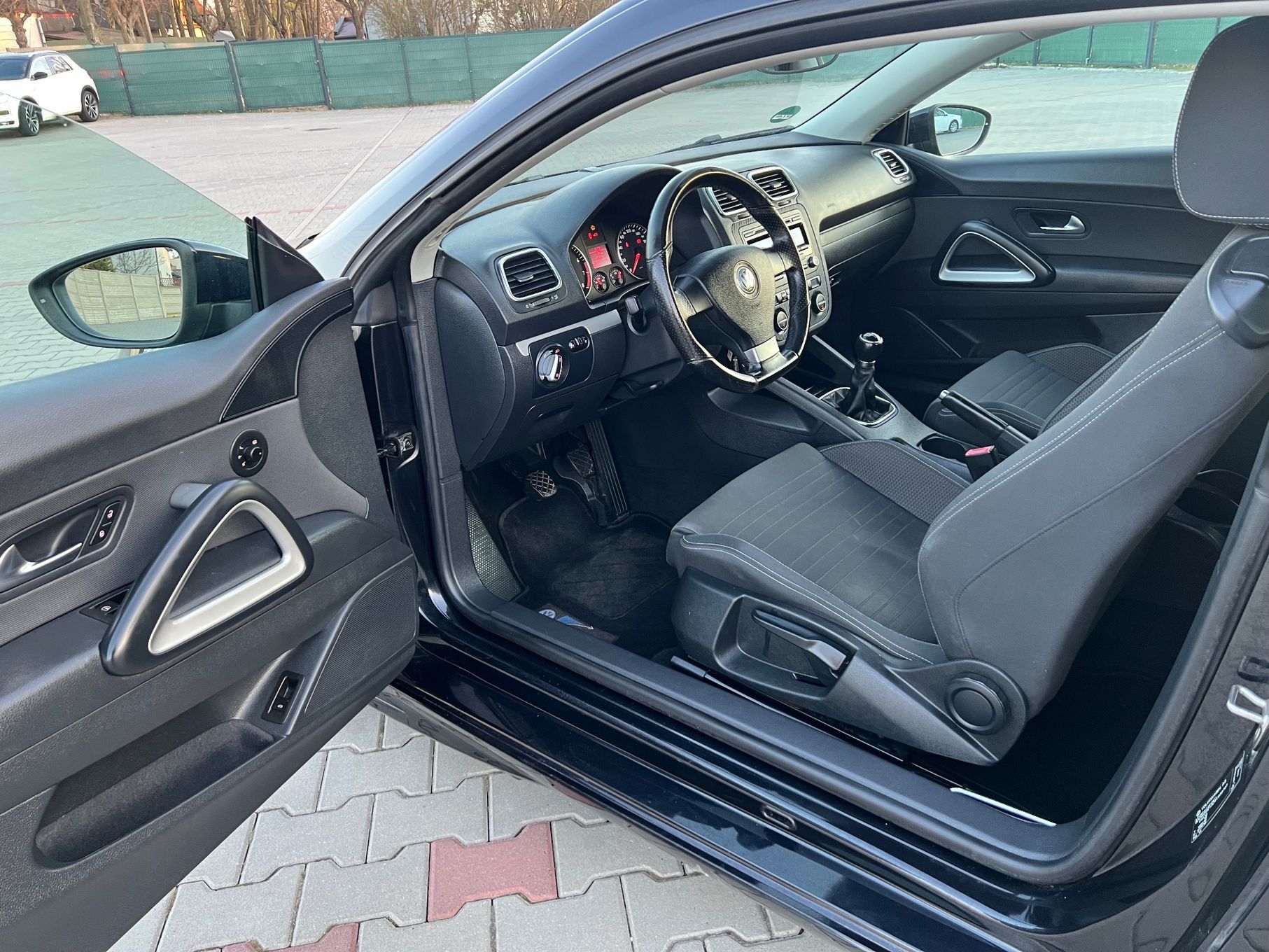 Volkswagen Scirocco Vw scirocco 1.4 sport 2009 rok stan bardzo dobry