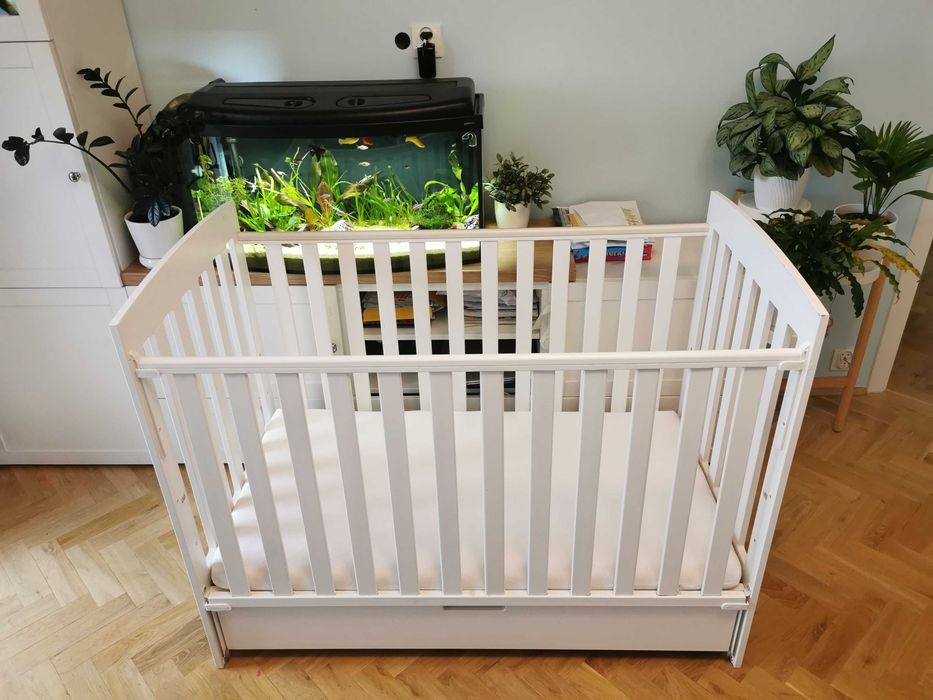 Łóżeczko dziecięce z szufladą 60x120