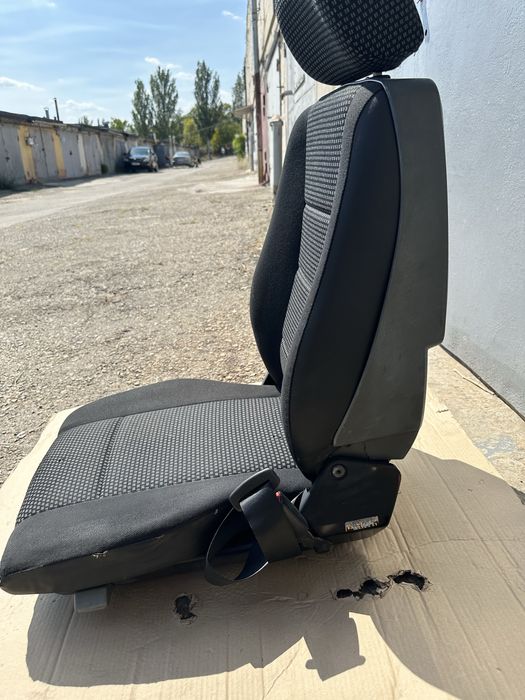 Сидіння на MB ATEGO Евро 5