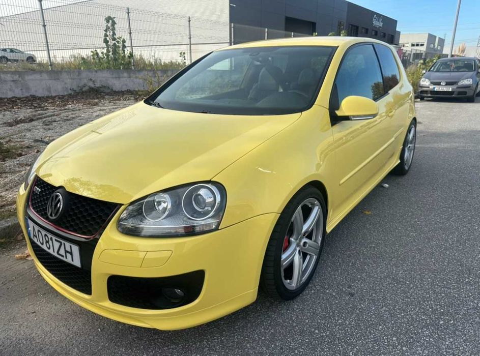 RARISSÍMO GOLF V GTI PIRELLI 230 DSG – 3XX