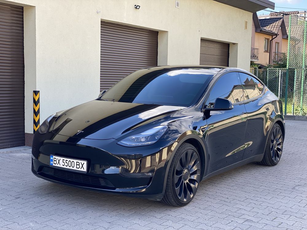Продається /обмін на Нерухомість Tesla Y 2022 Perfomance