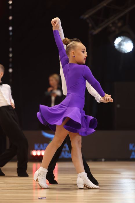 Продам сукню бейсік