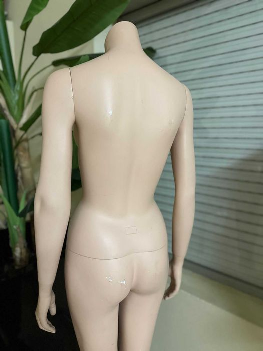 Manequim Feminino Usado