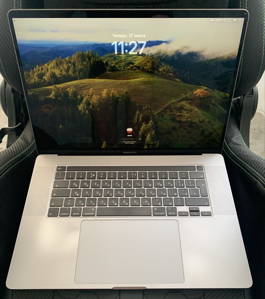 Apple Macbook pro 16 8ядер/4/64gb/512гб