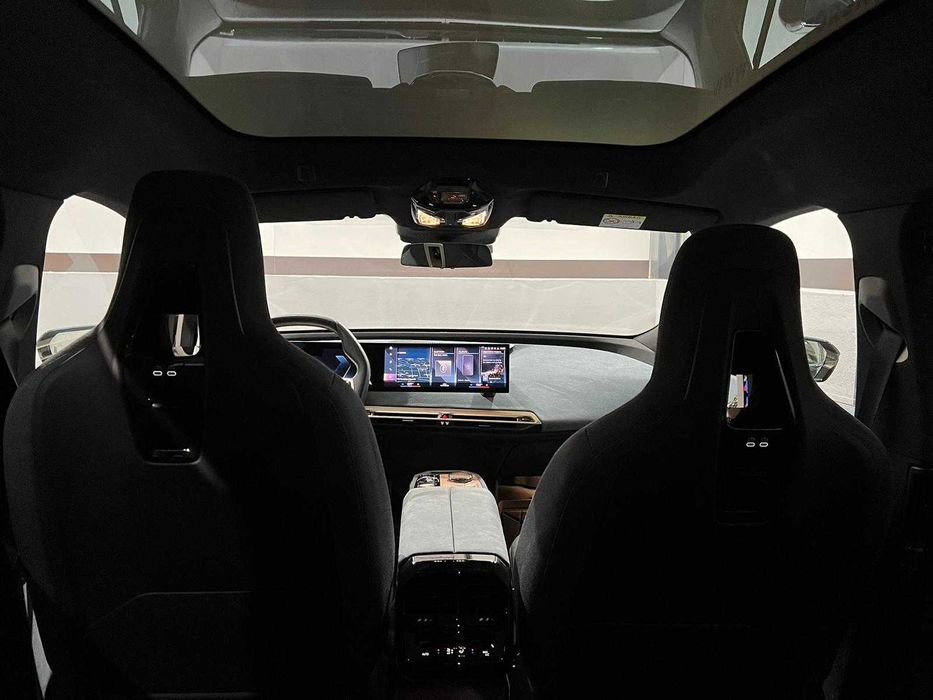 BMW iX xDrive 40