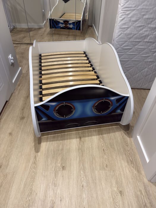 Łóżeczko 140x70 psi patrol jak nowe plus roczny materac dla alergików!