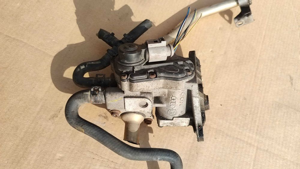 Zawór VW GOLF V PASSAT B6 AUDI A3 8P SKODA 05-11.r 2.0 Fsi