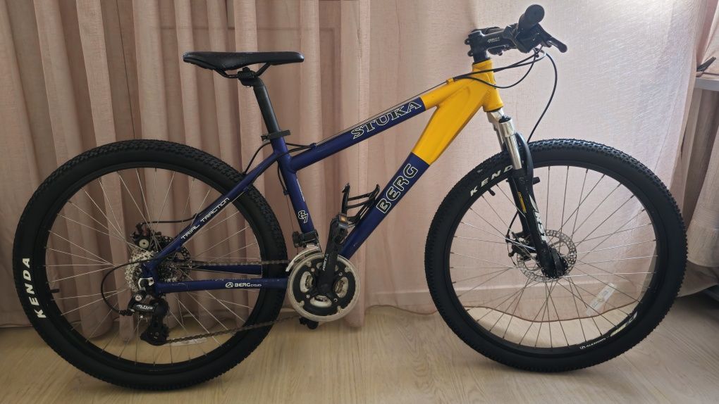 Bicicleta Berg Stuka [Acessórios Grátis]
