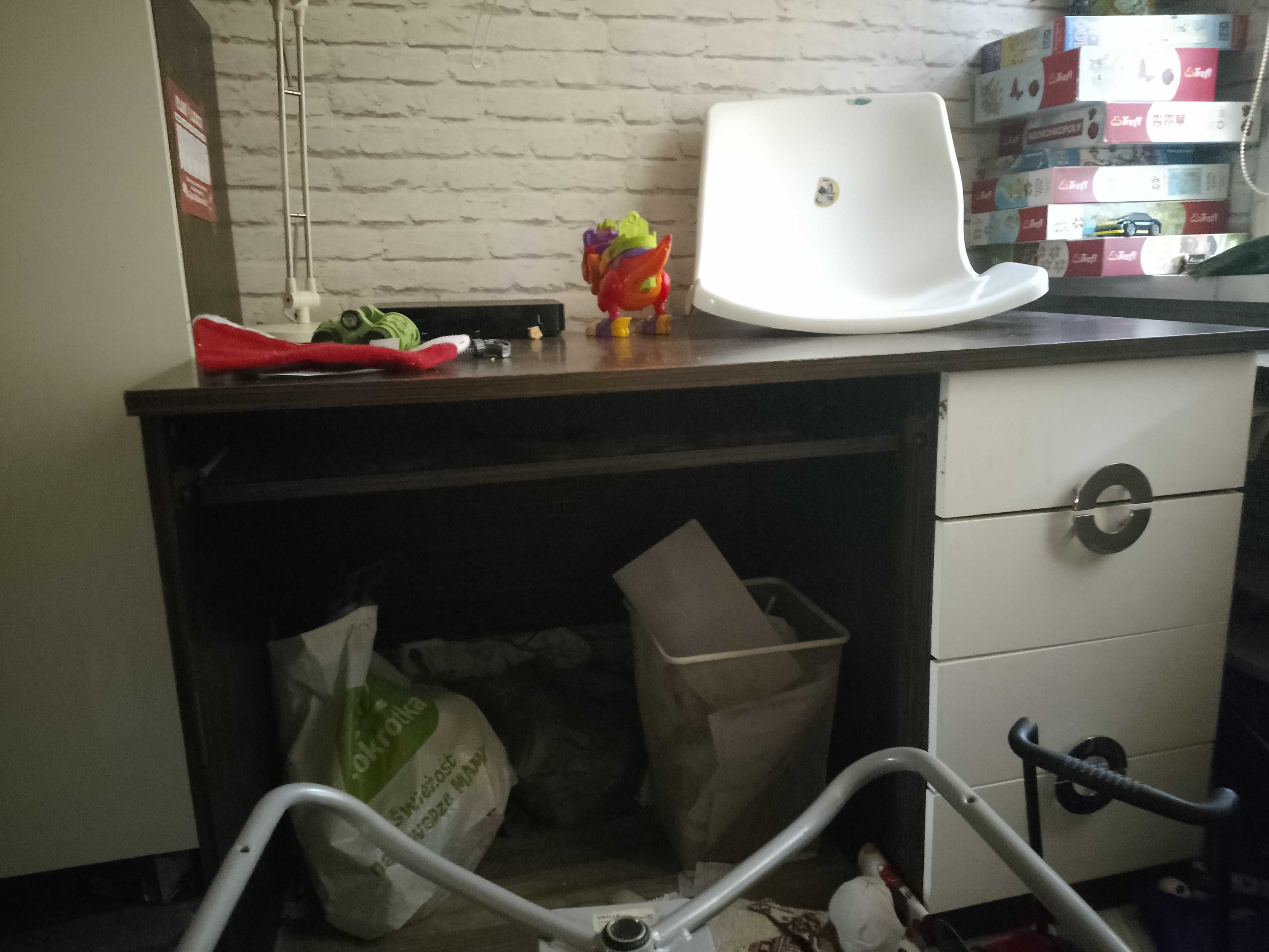 Sprzedam zestaw mebli