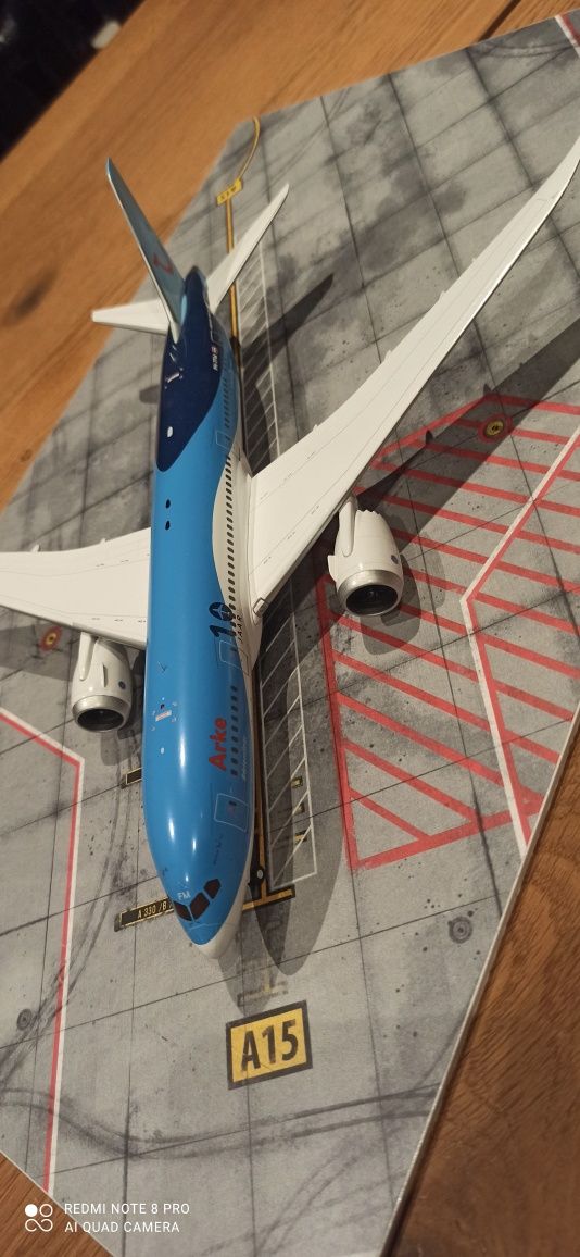 Model kolekcjonerski Boeing 787-8 TUI 1:200