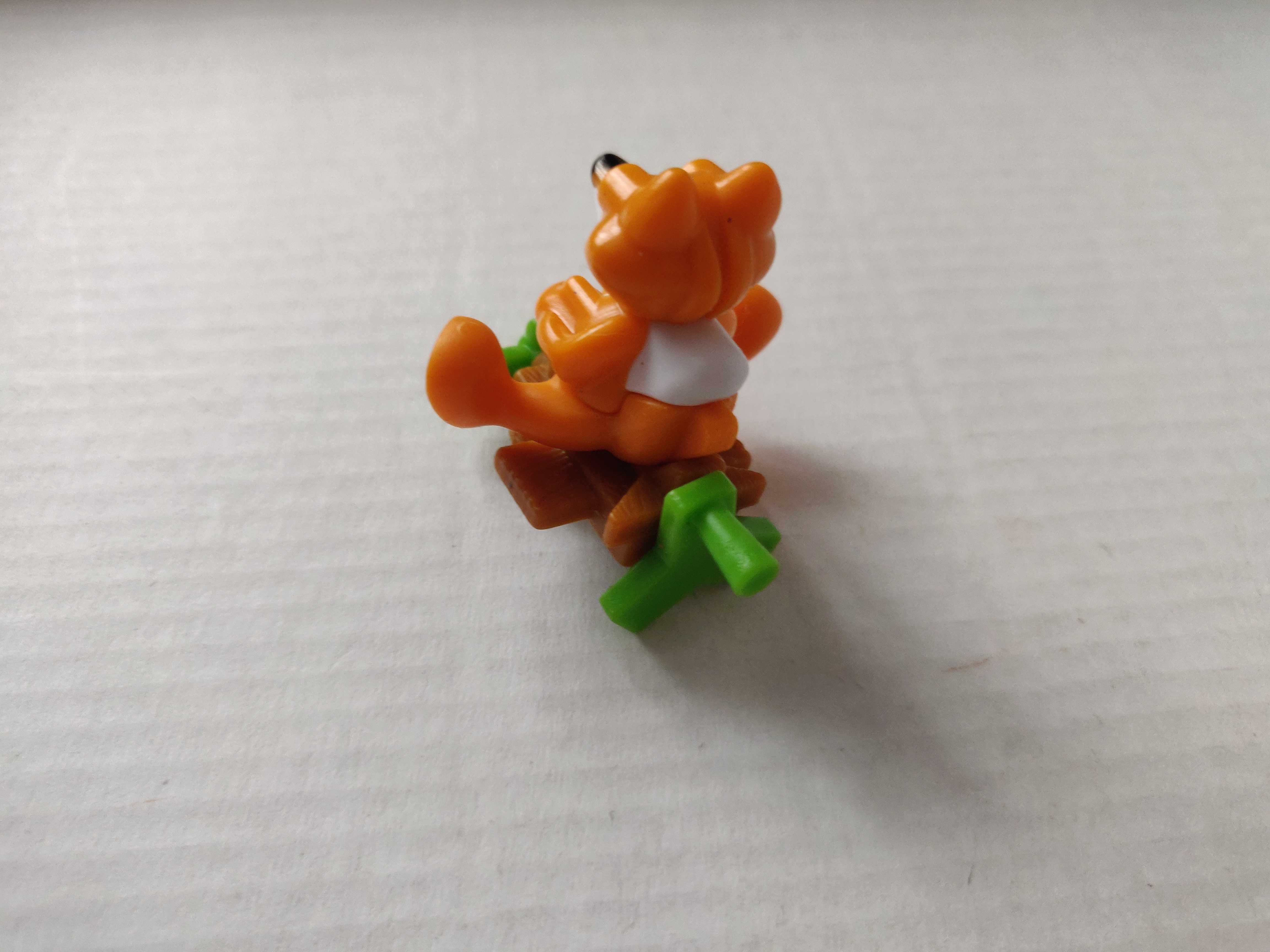 Kinder surprise животные Applaydu Лис на летательном аппарате.
