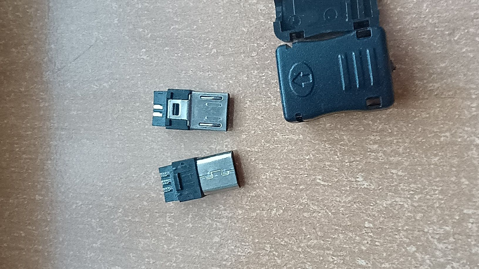 Micro usb конектор