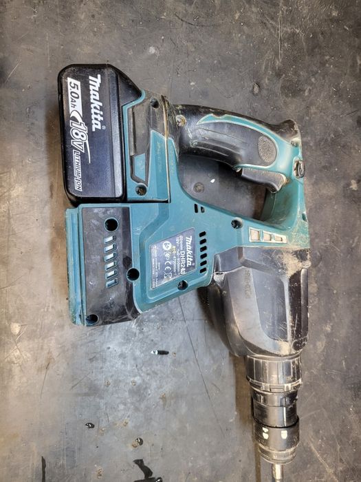 Makita dhr 243 18v