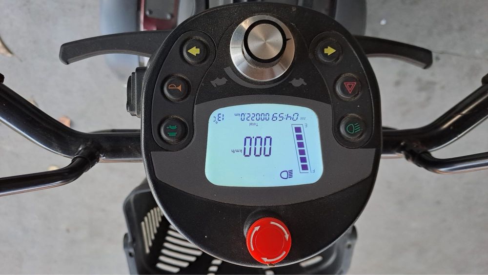Skuter inwalidzki elektryczny