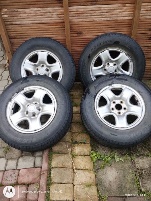 4 felgi z oponami 16" z Toyoty Rav4 II