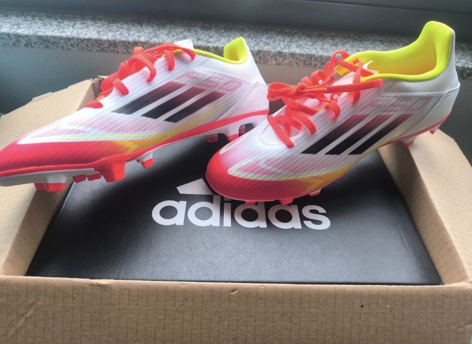 Chuteiras Adidas F50