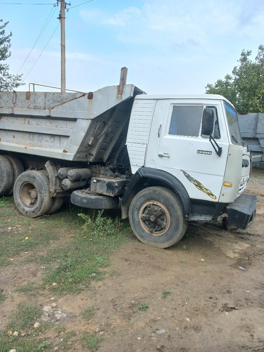 Камаз 55111 самоскид.