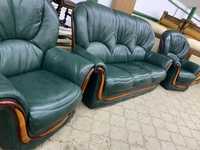 Комплект шкіряних меблів: диван трійка, два крісла і пуф