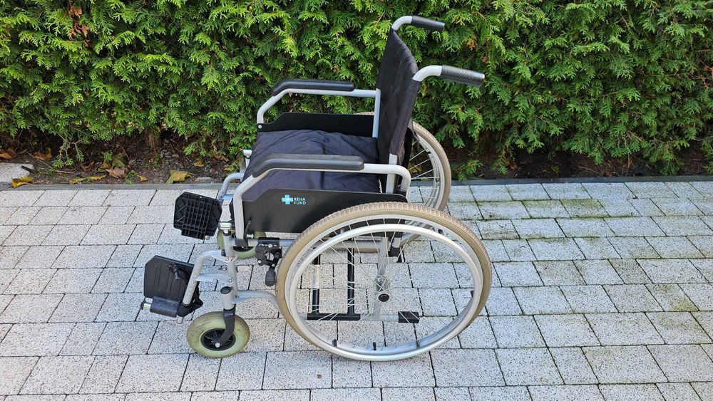 Wozek inwalidzki Reha Fund skladany