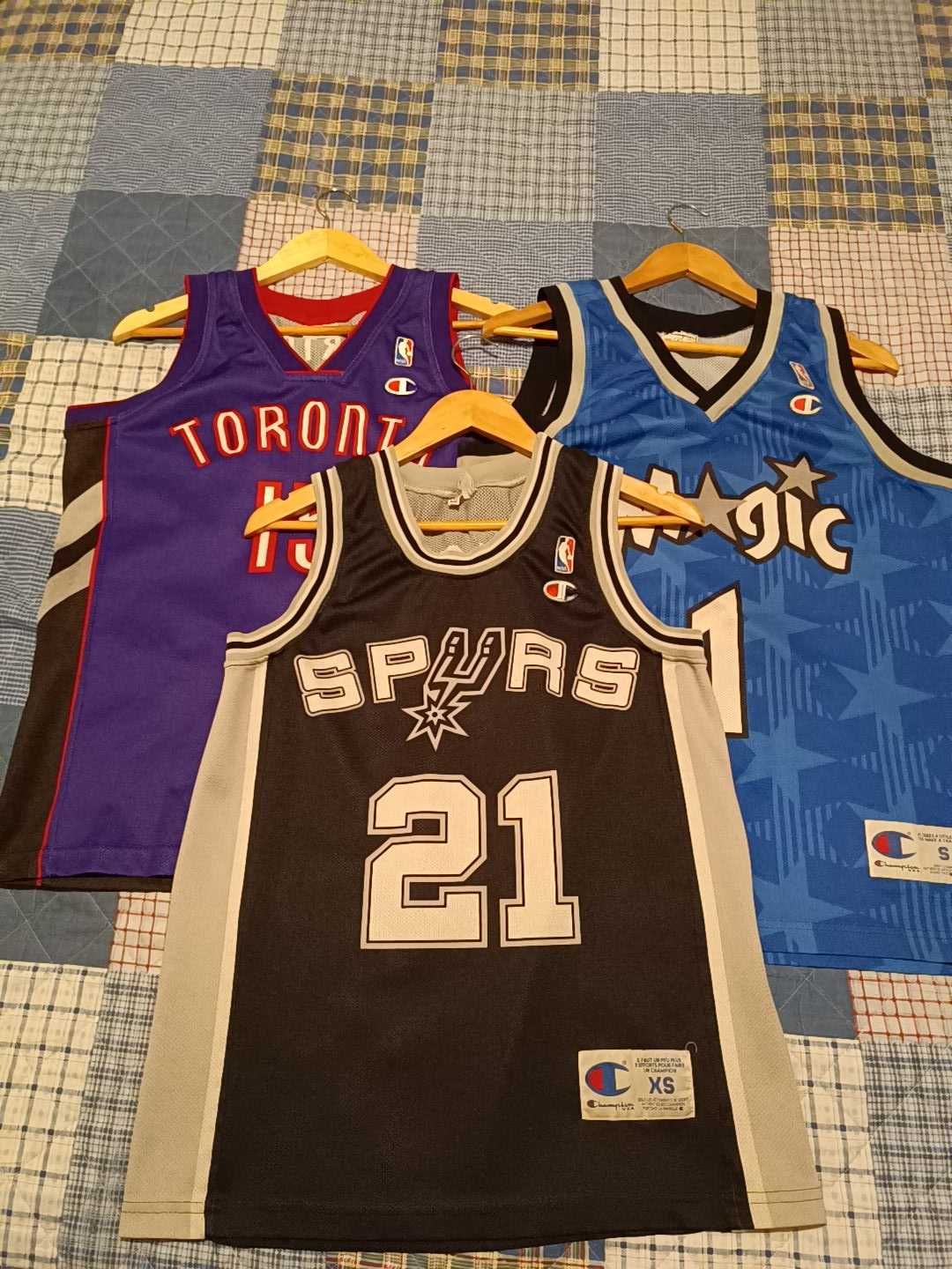 Dezenas de camisolas da NBA oficiais - Lakers, Bulls, Warriors, etc.