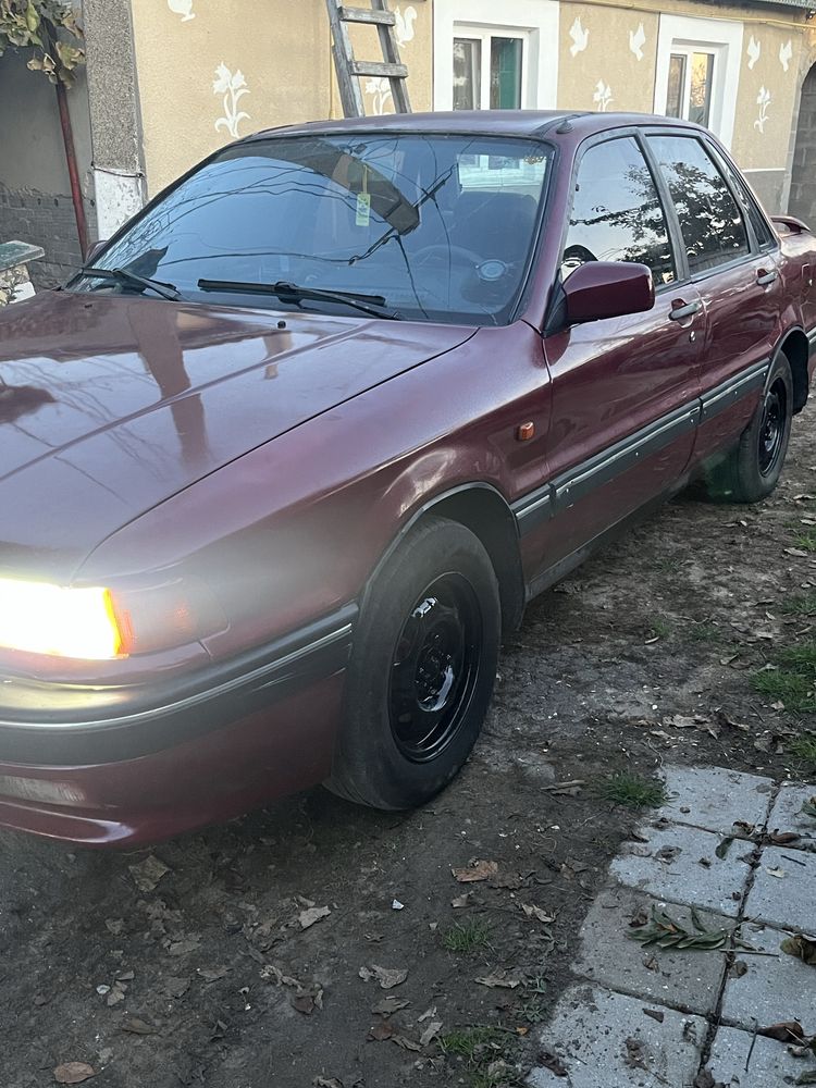 Продаю авто Mitsubishi Galant
