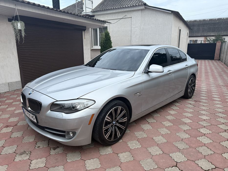 Продам BMW f10 528i