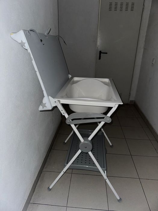 Vendo Banheira/trocador de bebé 2em1
