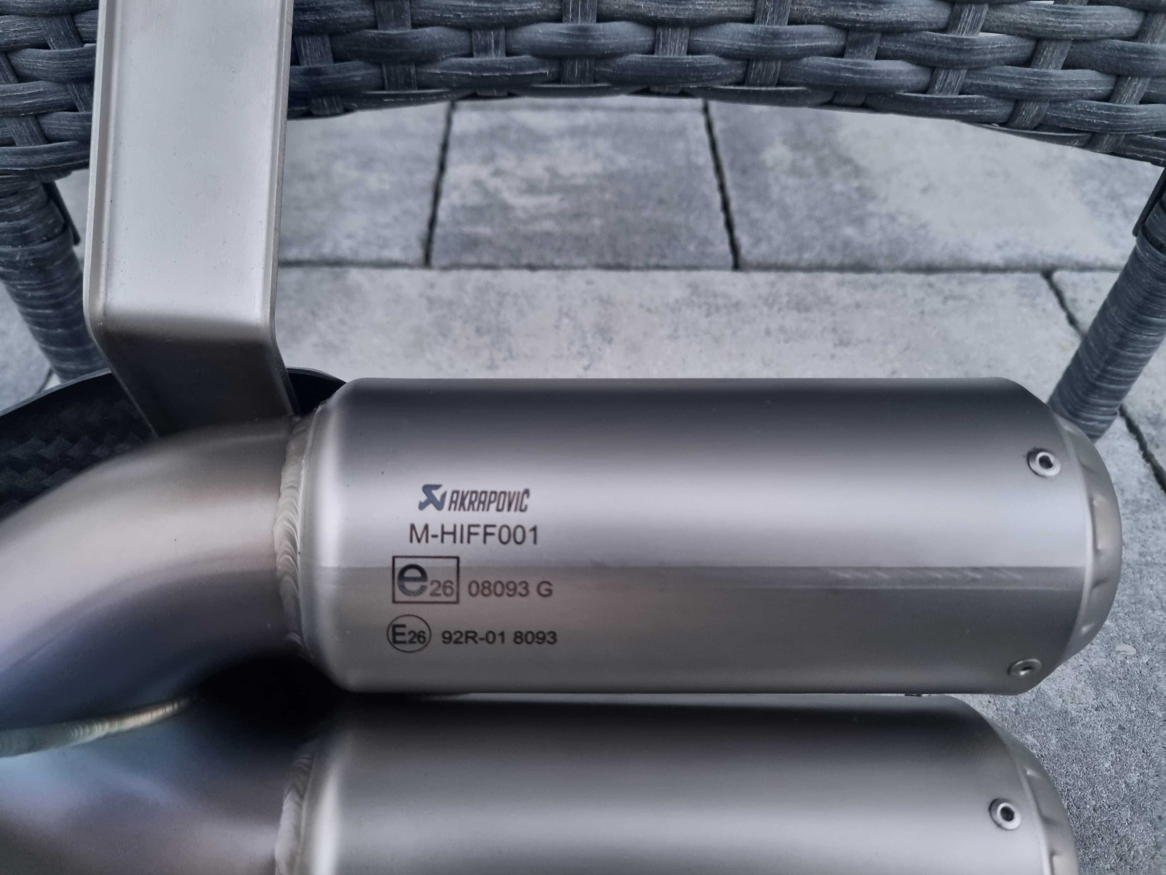 Ducati Multistrada 1200 i 1260 Enduro/Pro 950 /S V2/S Tłumik Akrapovic