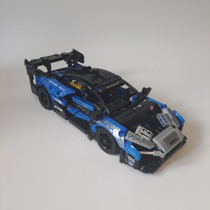 LEGO Technic 42123 McLaren Senna GTR
