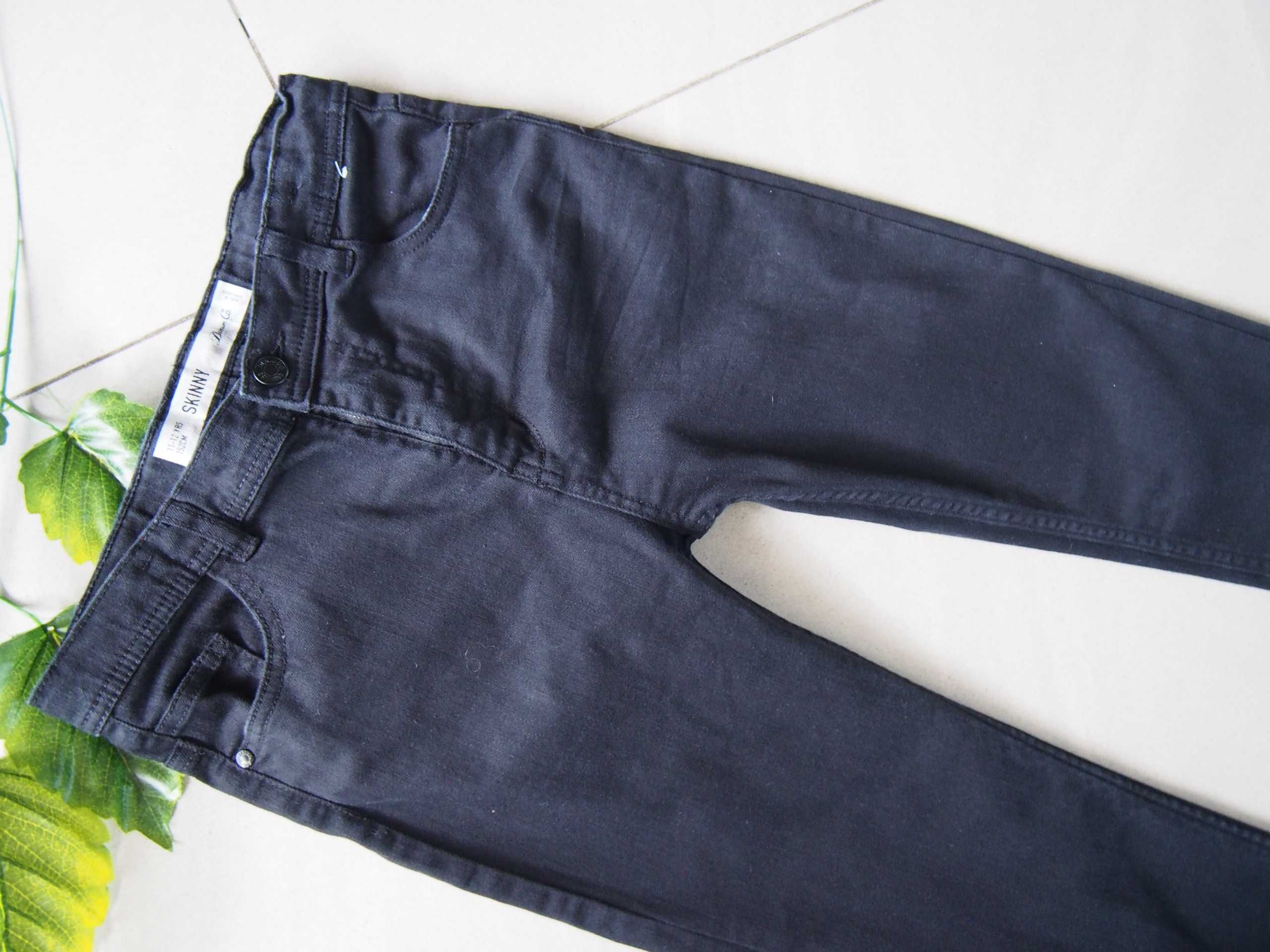 Spodnie czarne jeansowe 152 cm Skinny