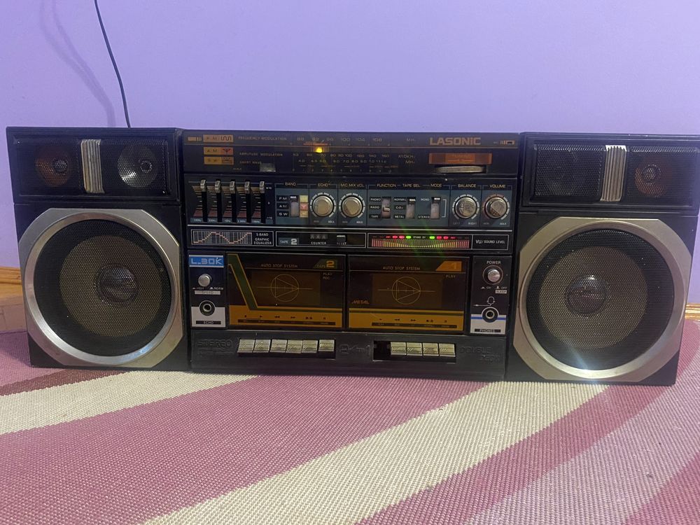 Lasonic L30 Cassette Player ретро касетний магнітофон бумбокс антиквар