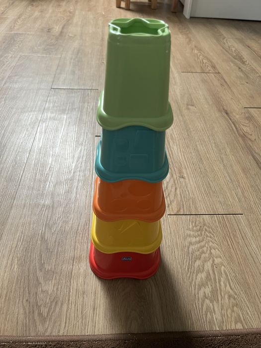 Wieża chicco 2w1 Kubeczki